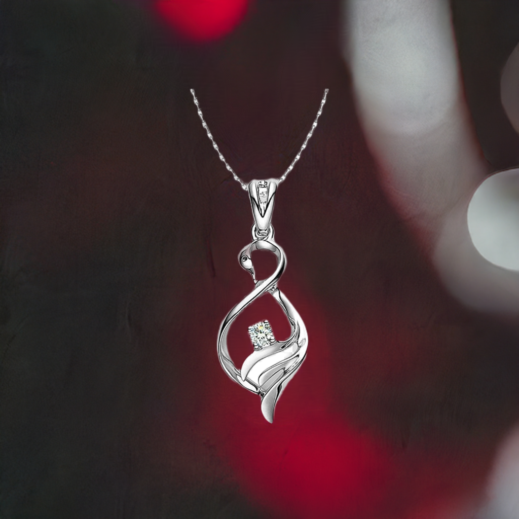 Silver swan pendant